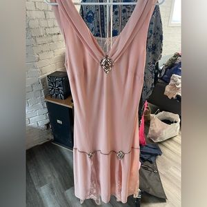 Unique vintage — flapper dress. Very flattering.